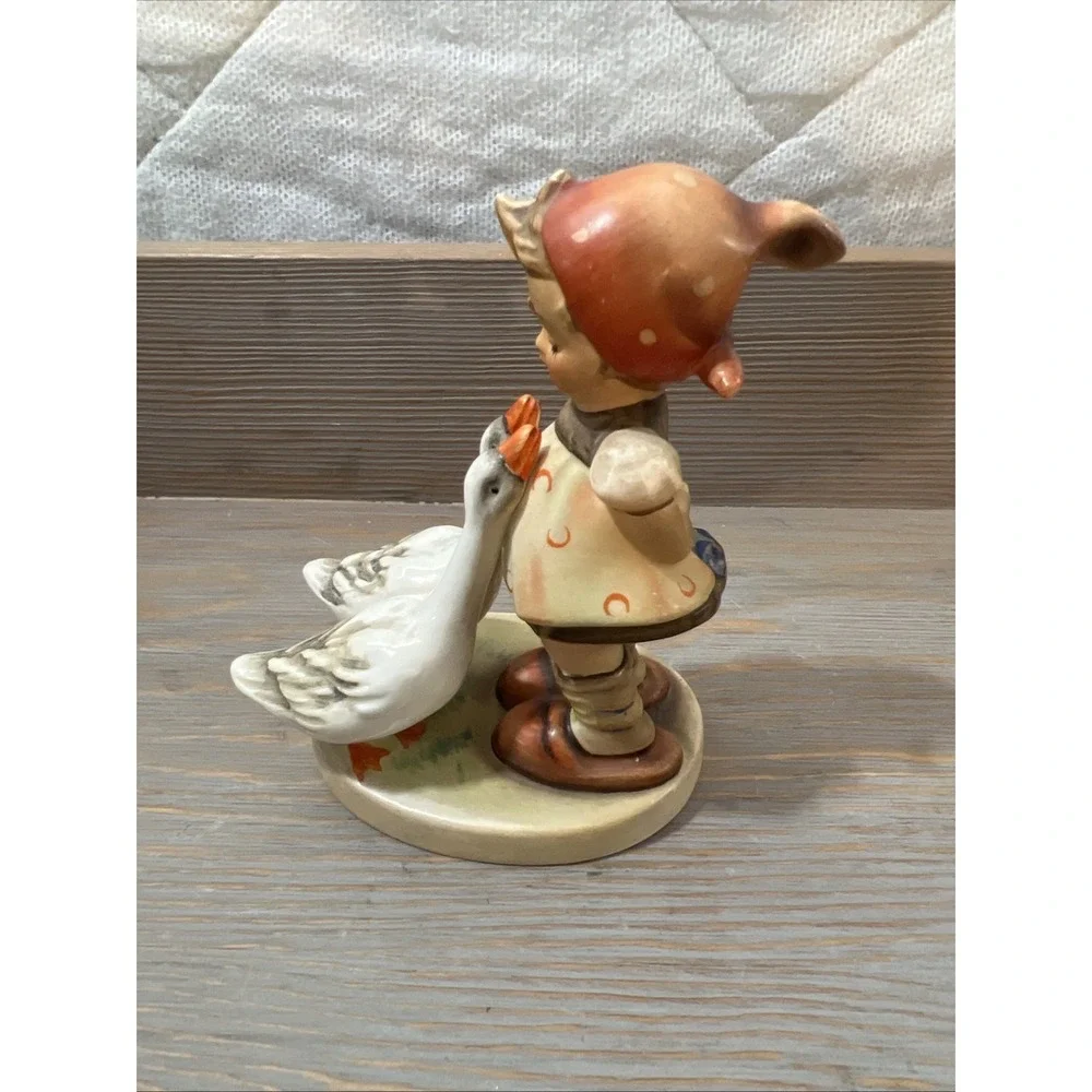 Vintage Hummel Goebel Goose Girl 47‎ 3/0 TMK-3!  Stylized Bee!  1960s
